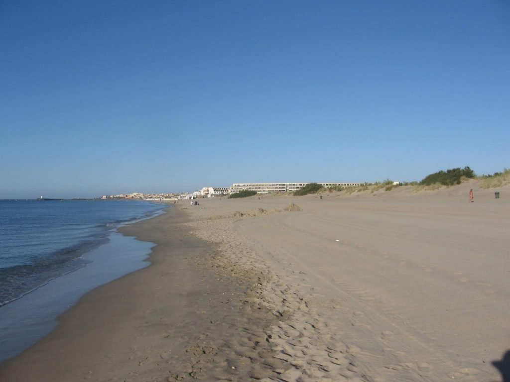 Village Naturiste Oasis Village est l'une des plus belles plages naturistes de France.